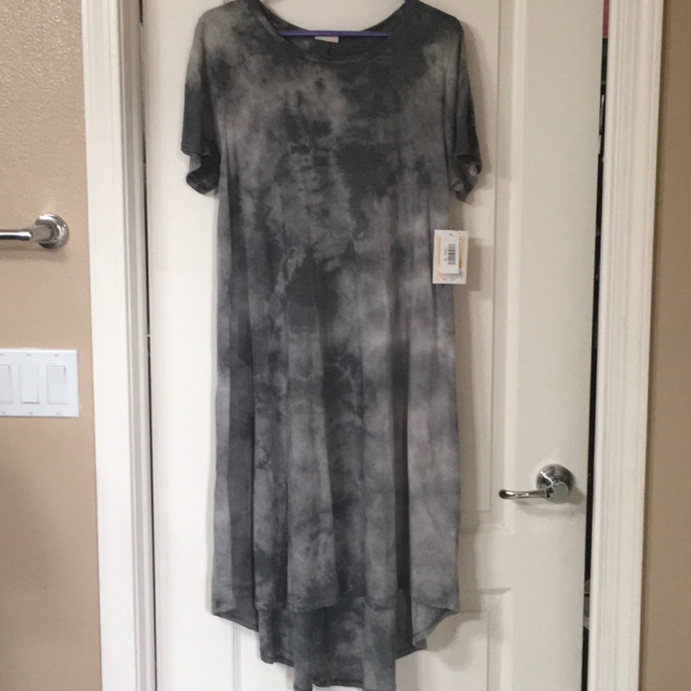Lularoe medium tie dye Carly